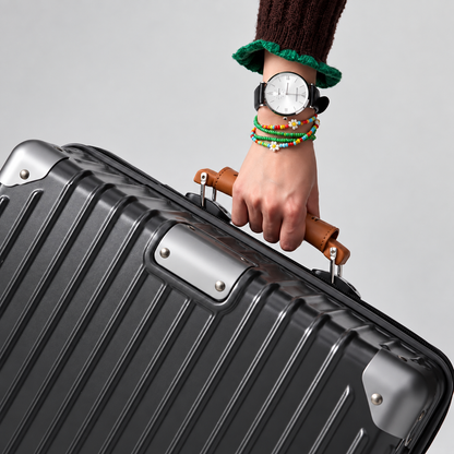 PC Rolling Travel Suitcase with Spinner Wheels, TSA Lock & USB Charging Port